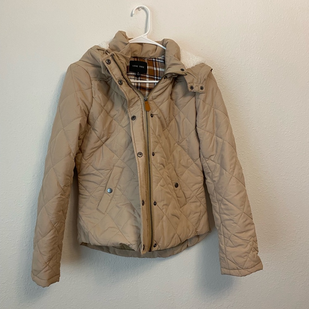 Tan women’s puffer jacket size S